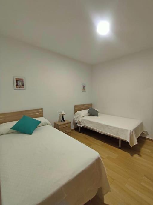Apartamento Acerota, Con Parking Gratuito Кордова Экстерьер фото